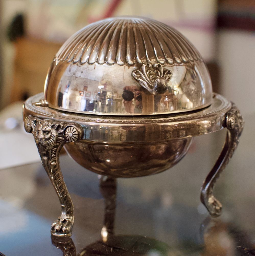 【WM.A. Rogers】バターディッシュ / ブレットサーバー Vintage WM A Rogers silver plated lidded butter dish – THE