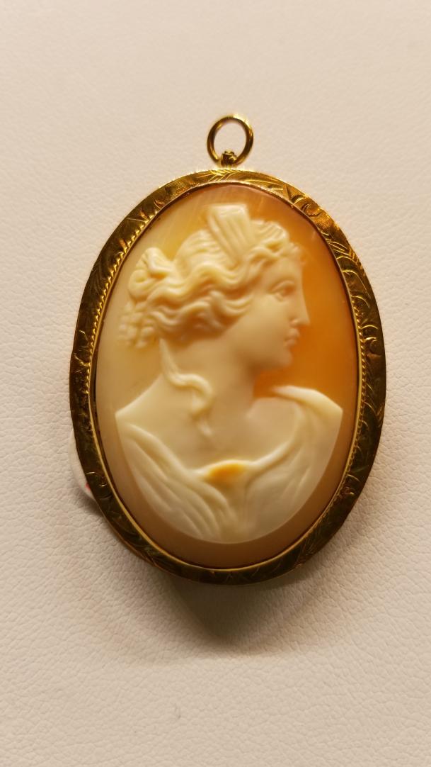 Shop Victorian antique shell Cameo pendant set in 10kt gold.  Very classic style. | Hunt & Gather