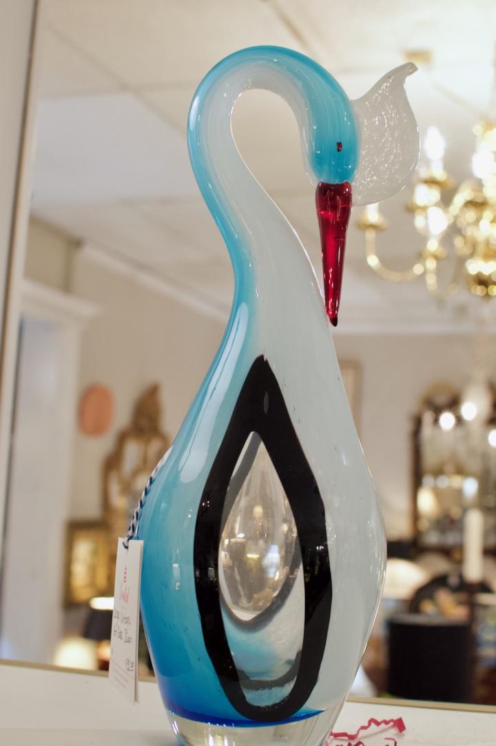 Shop Large vintage art glass swan | Hunt & Gather