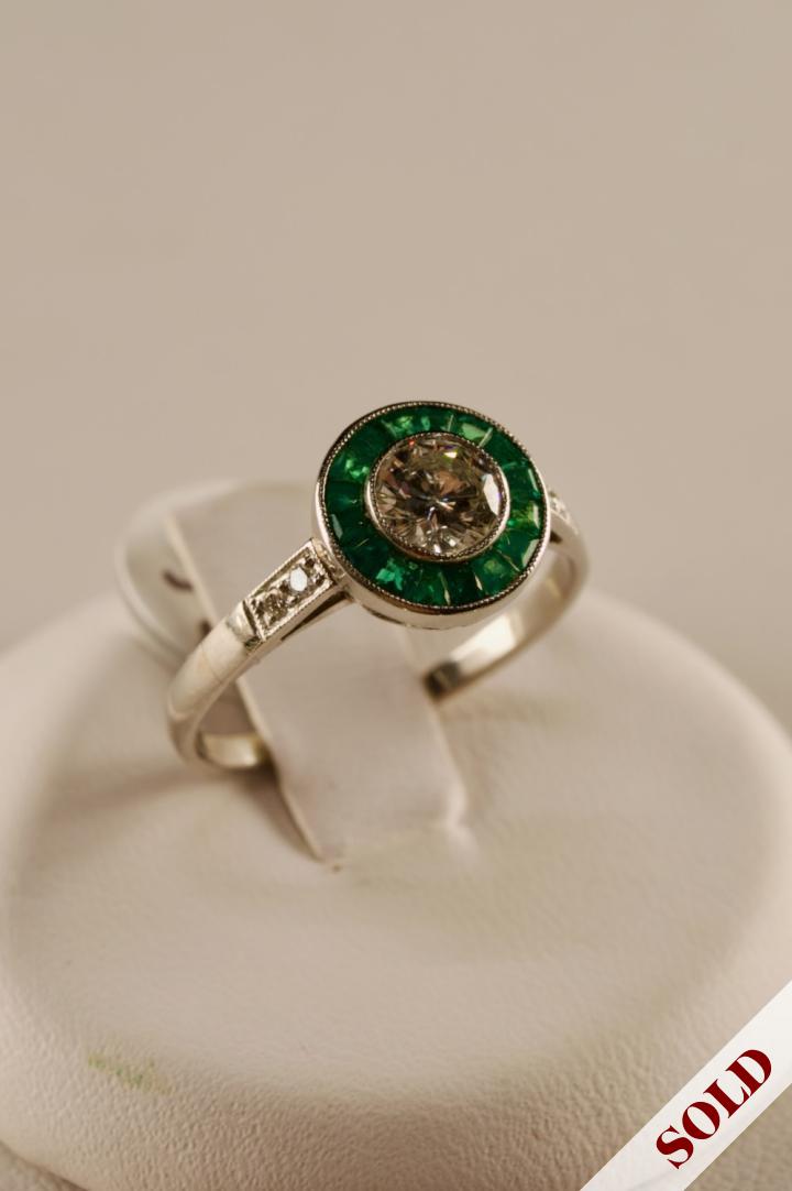 Shop Art deco platinum diamond & emerald ring | Hunt & Gather