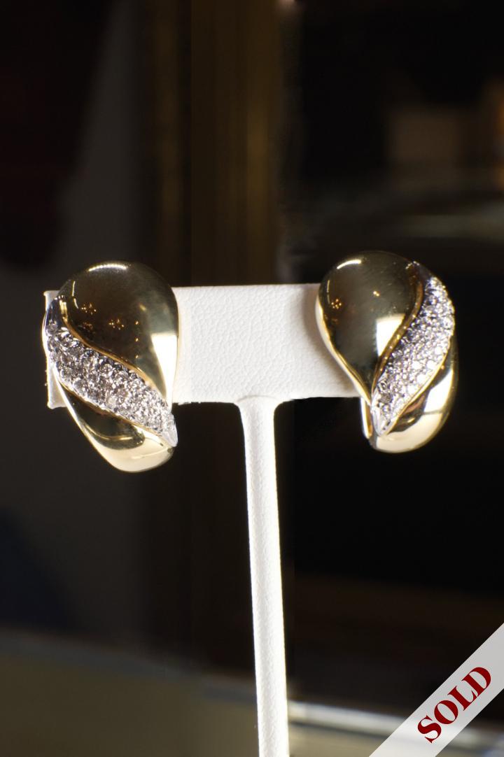 Shop 18K gold earrings w/ 1 carat of diamonds | Hunt & Gather