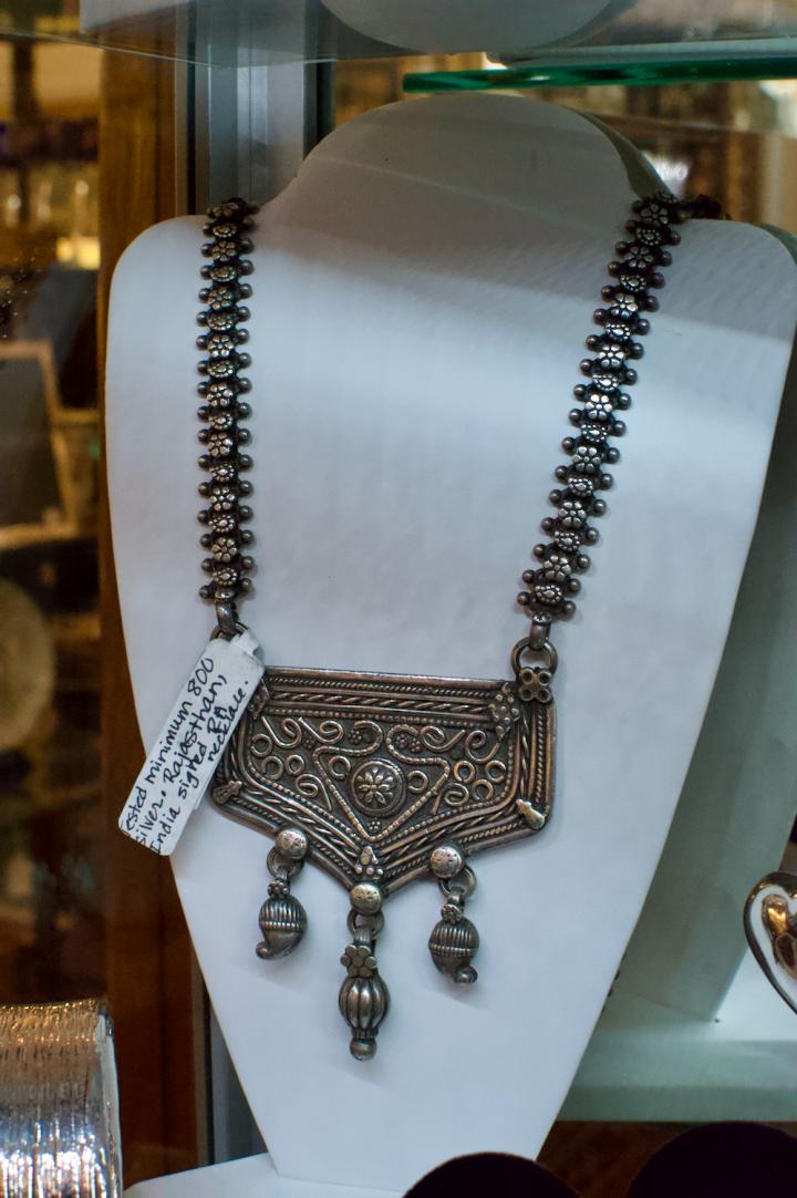 Shop Rajasthan India necklace | Hunt & Gather