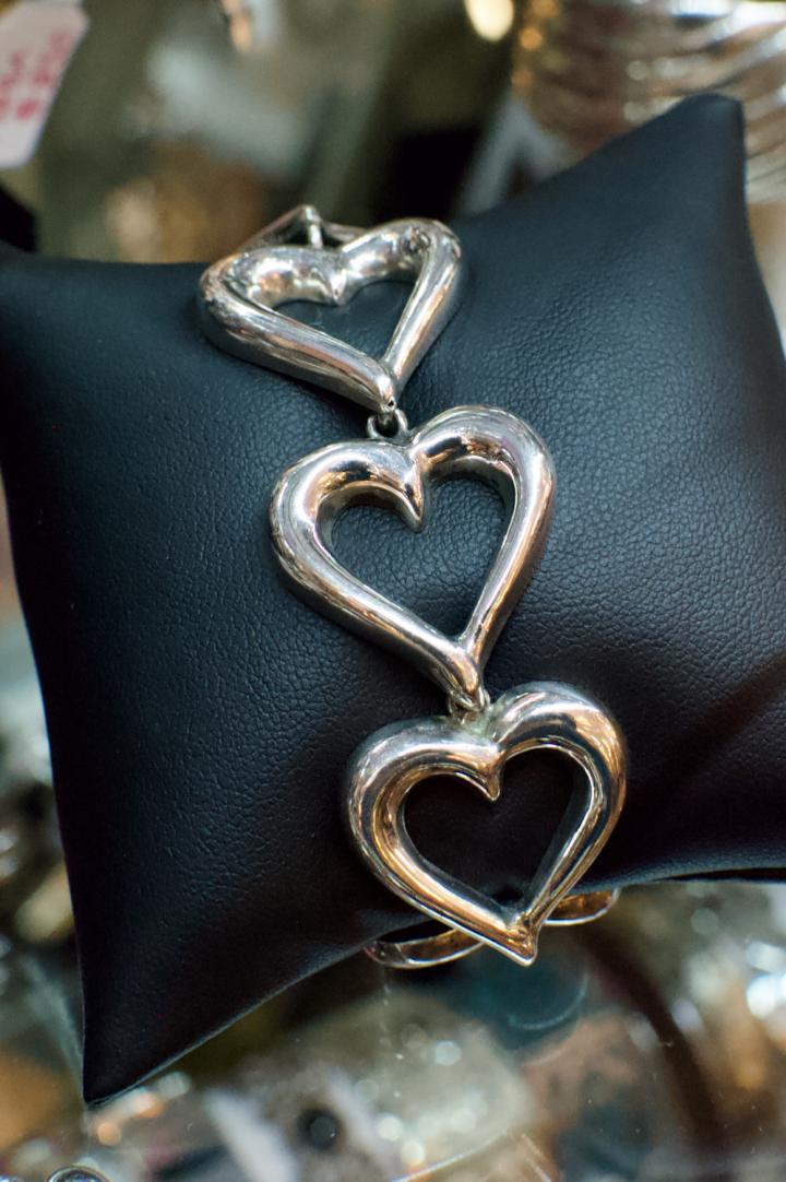 Shop Sterling hearts necklace | Hunt & Gather