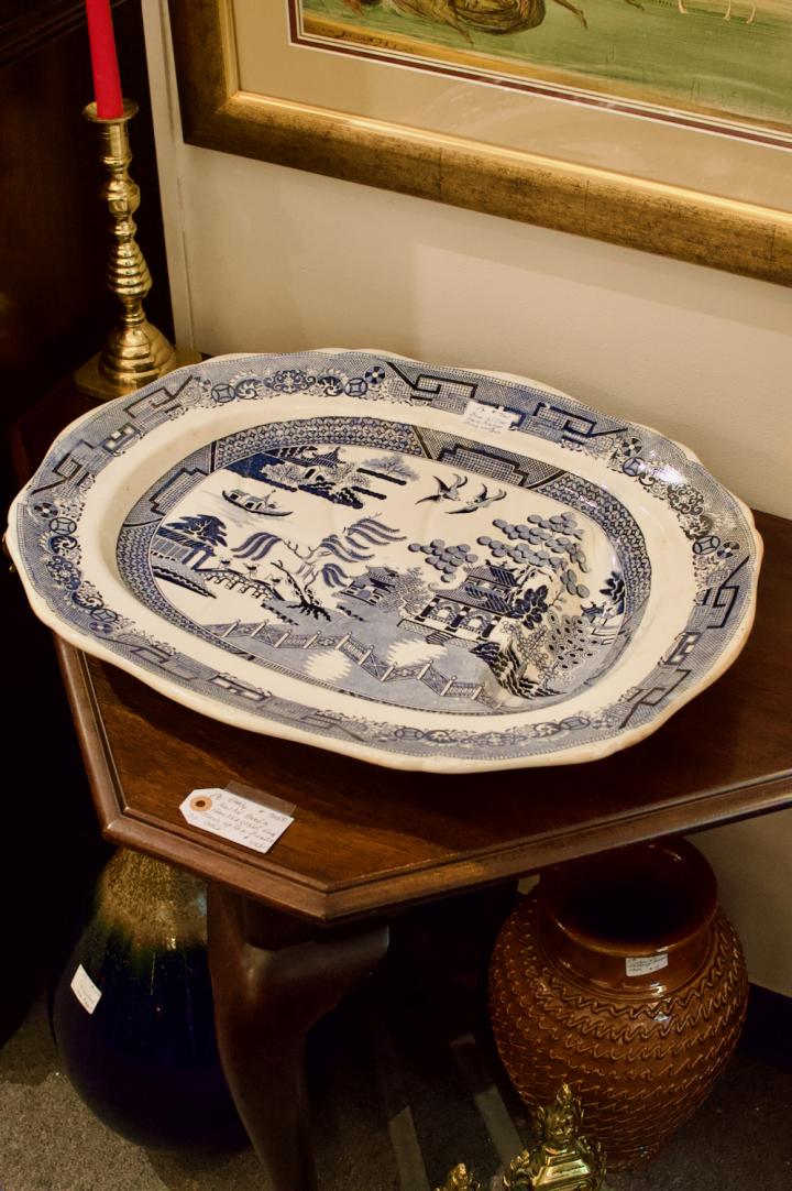 Shop Blue willow early platter | Hunt & Gather