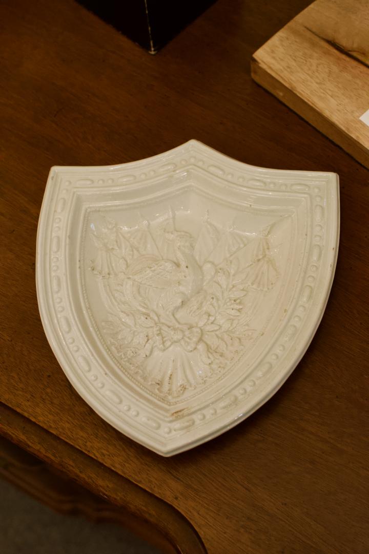 Shop Crest - Italy - circa late 1800s | Hunt & Gather