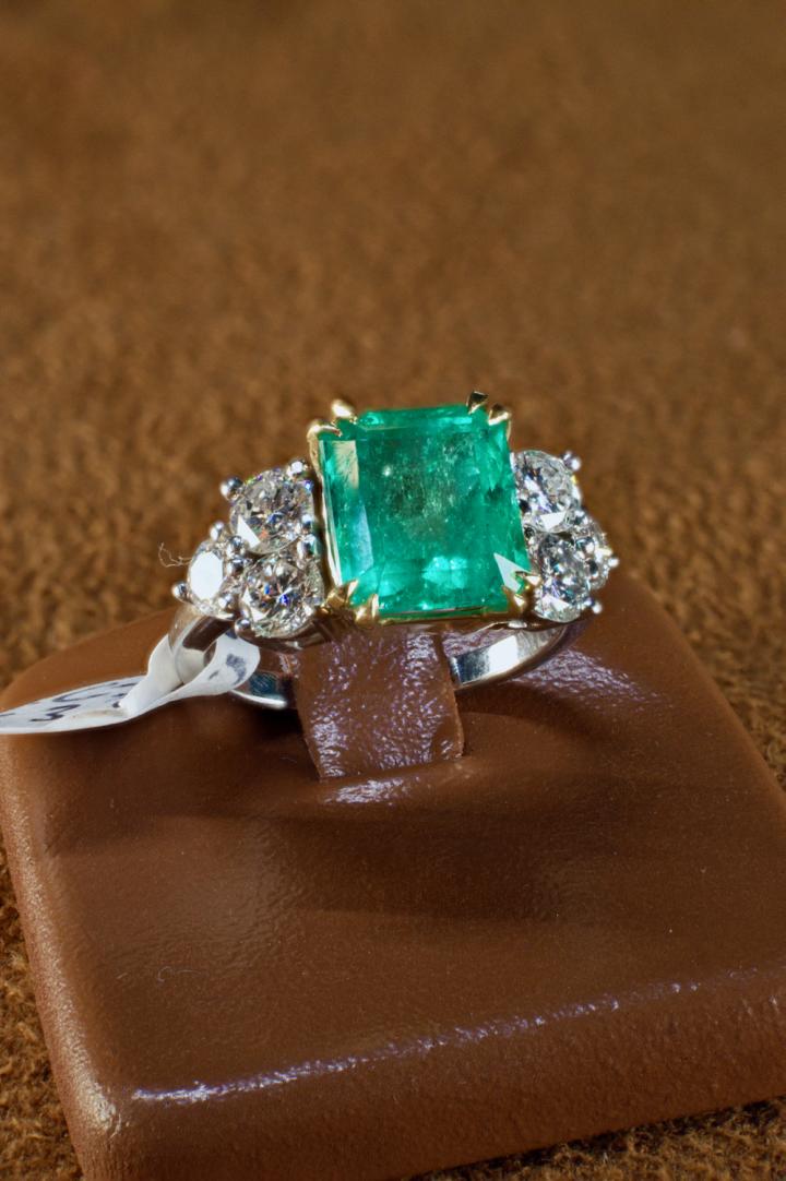 Shop 3.33Ct emerald, 1.31Ct diamond ring | Hunt & Gather