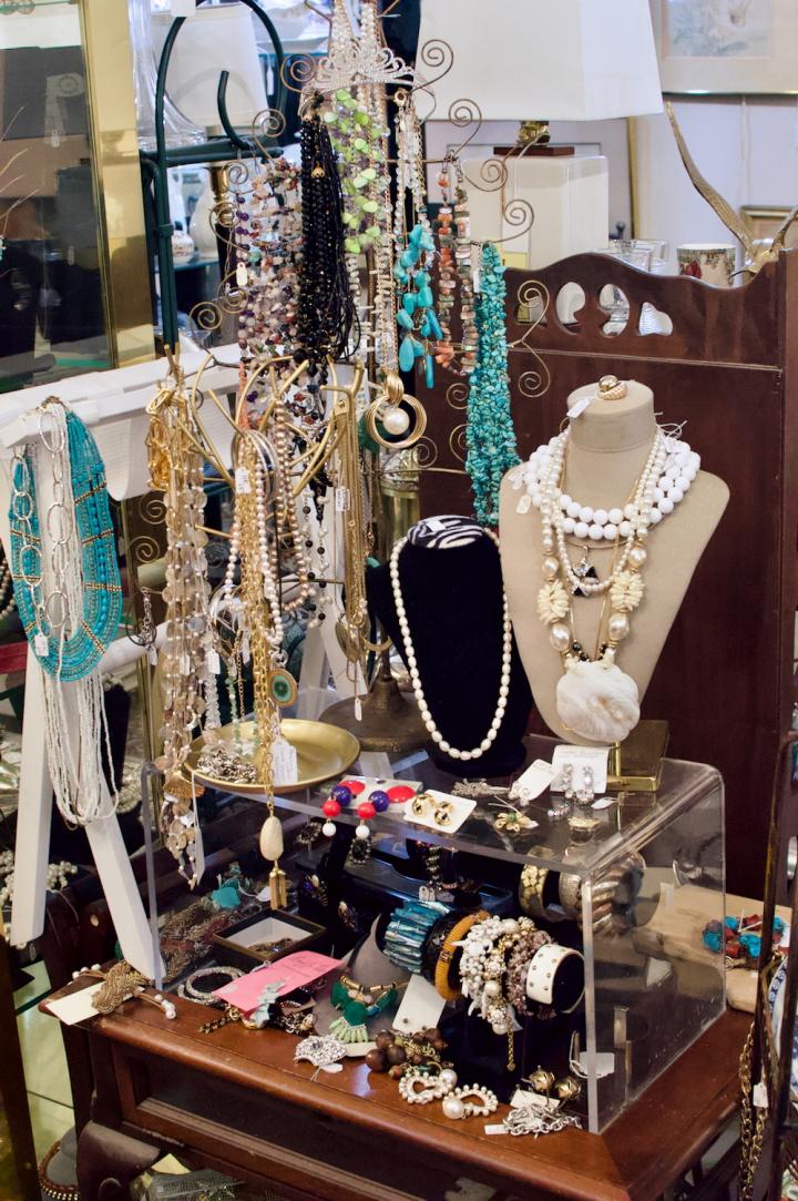 Shop  | Hunt & Gather