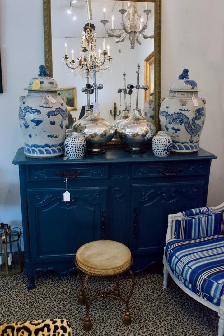 Shop French server | Hunt & Gather