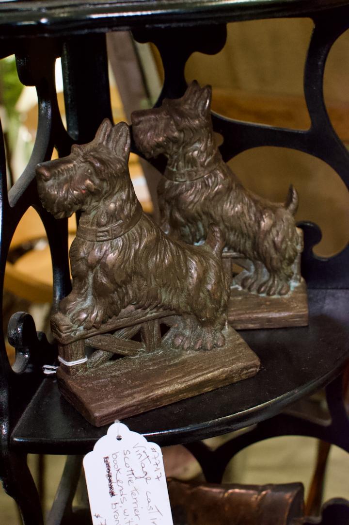 Shop Vintage cast iron Scottie terrier dog bookends w/ bronze | Hunt & Gather