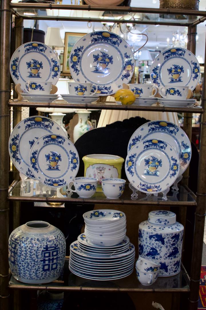 Shop Vista Alegre “Viana” china | Hunt & Gather