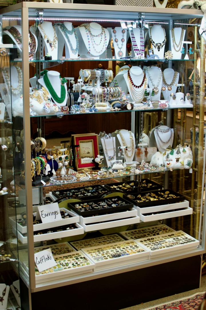 Shop  | Hunt & Gather