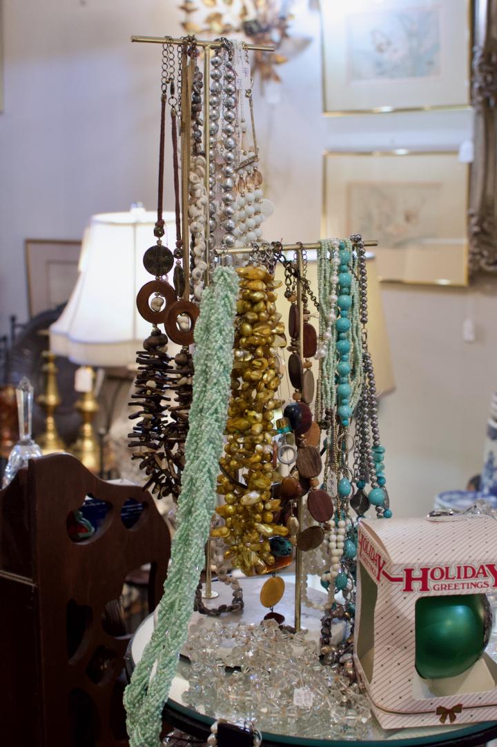 Shop  | Hunt & Gather