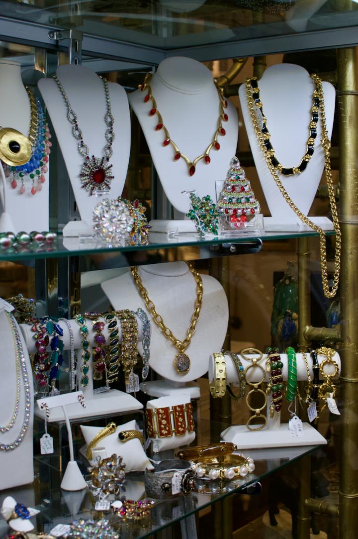 Shop  | Hunt & Gather