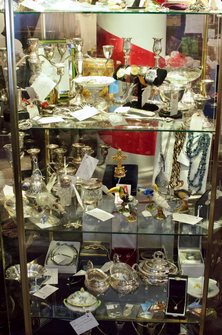 Shop  | Hunt & Gather