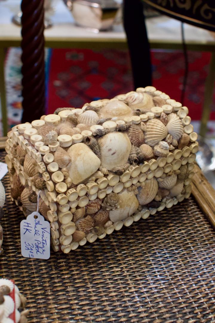 Shop Vintage shell box | Hunt & Gather