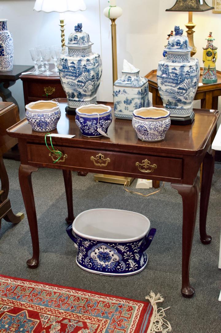 Shop Early 19th century mahogany Queen Anne deep dish table | Hunt & Gather