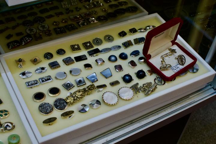 Shop  | Hunt & Gather