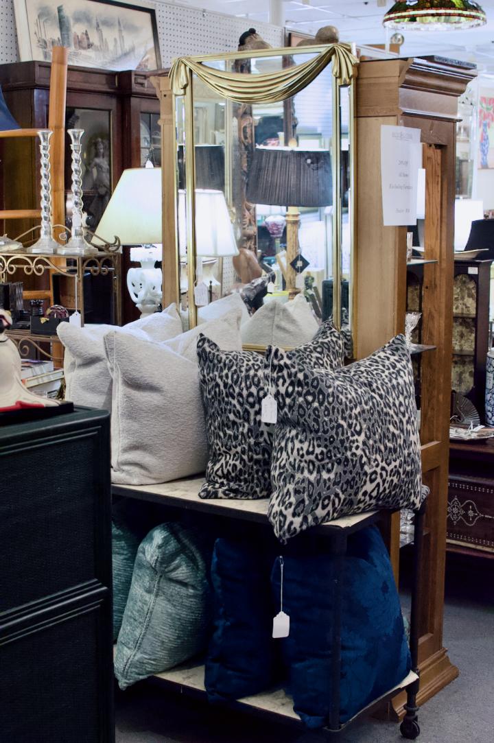Shop  | Hunt & Gather