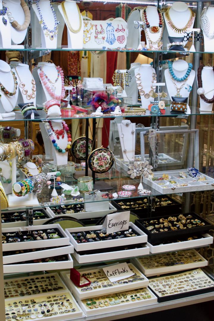 Shop  | Hunt & Gather