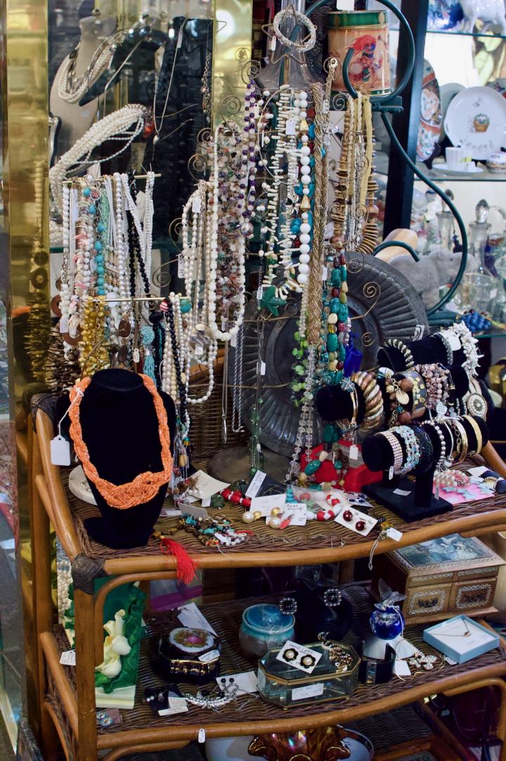 Shop  | Hunt & Gather