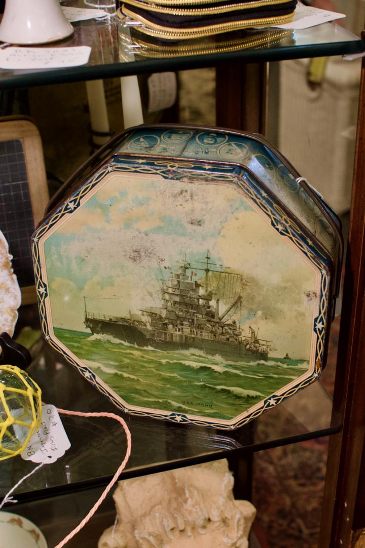 Shop WW2 era Loose-Wiles biscuit tin | Hunt & Gather