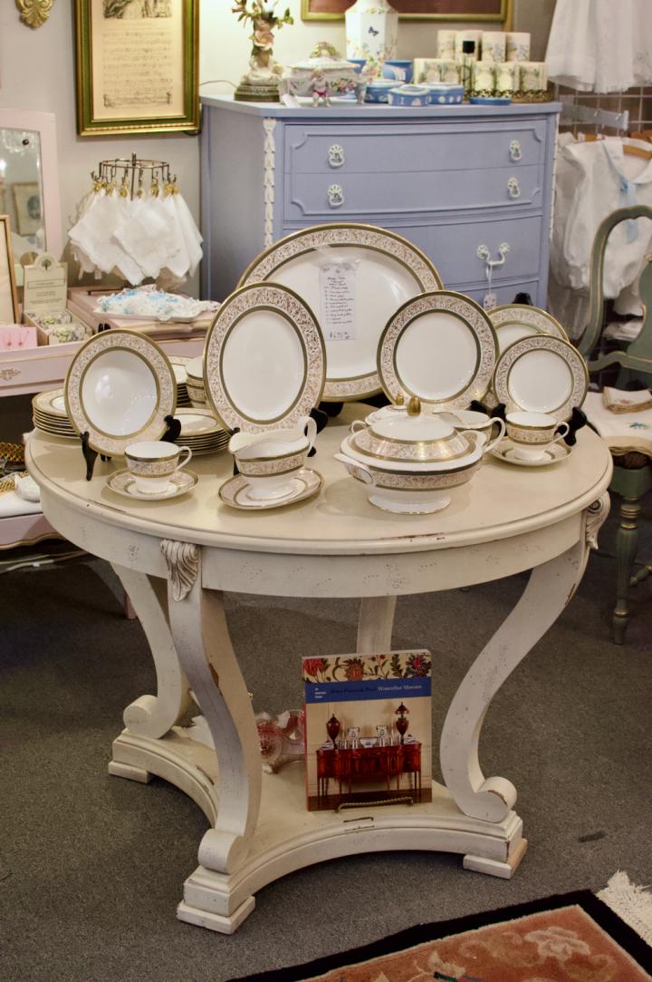 Shop  | Hunt & Gather