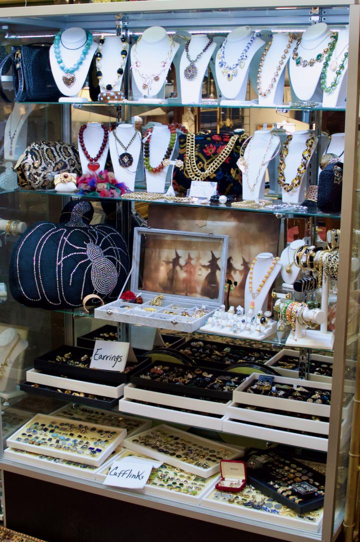 Shop  | Hunt & Gather