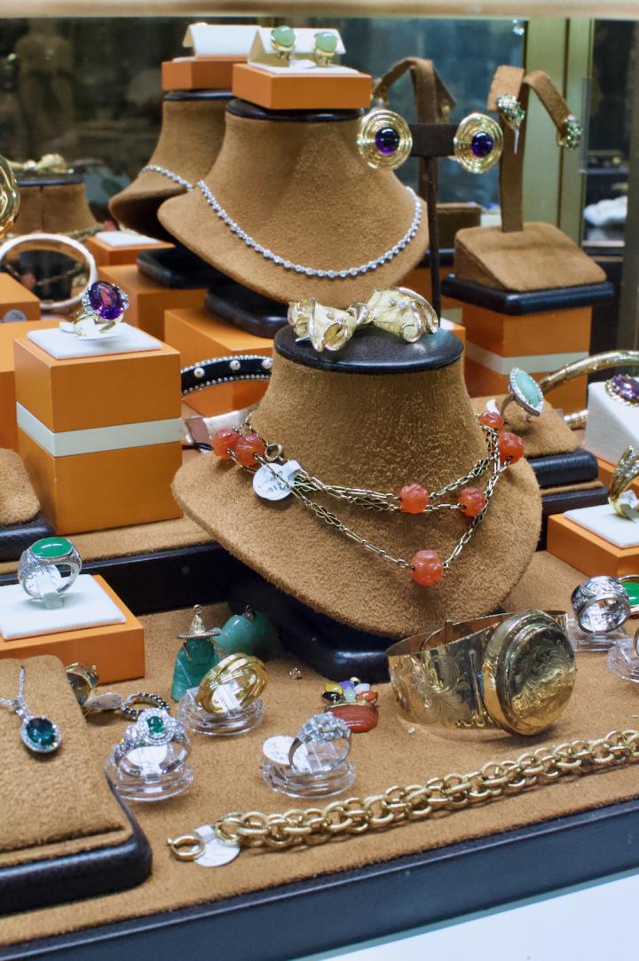Shop  | Hunt & Gather