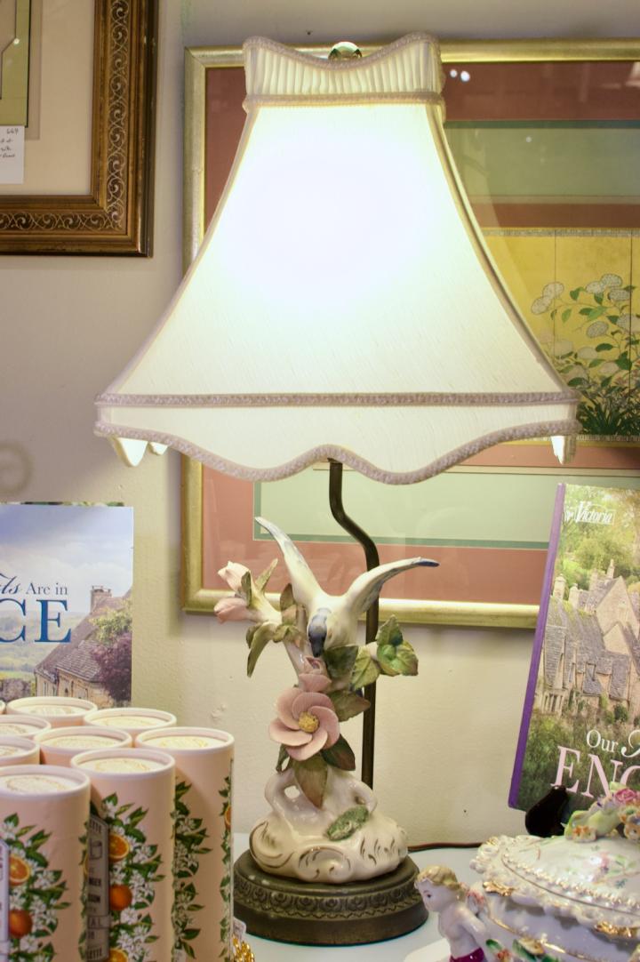 Shop Bird figurine lamp - vintage | Hunt & Gather