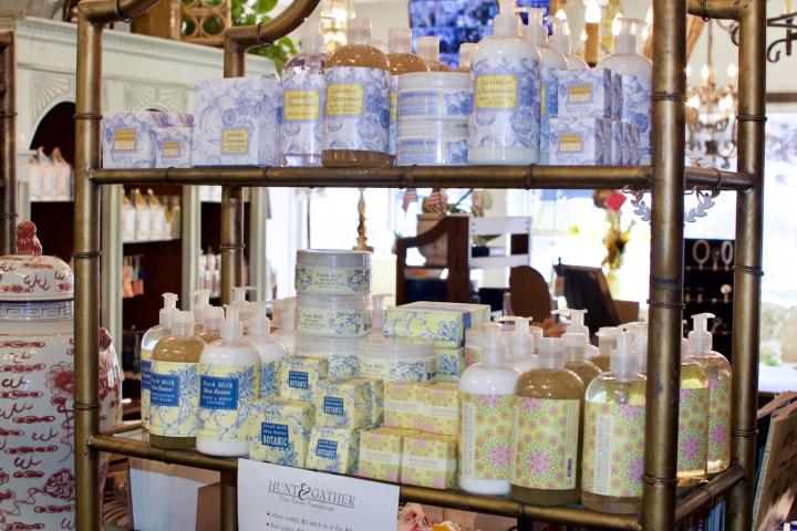 Shop  | Hunt & Gather