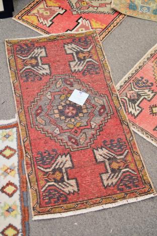 “Lola” Turkish mini rug