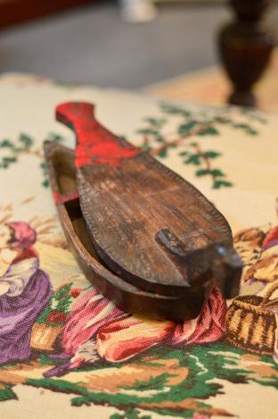 Early 19th C. primitive wooden duck salt & pepper
