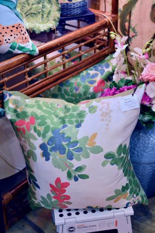 Pair of leafy pillows