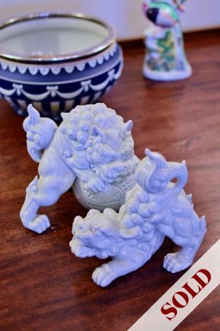 Pair of Japanese lions