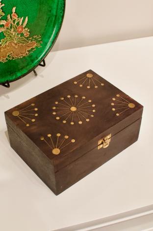 Wood trinket box w/ modern brass inlay