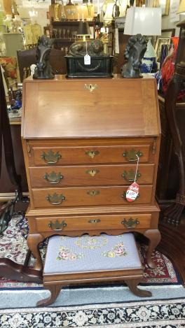 Taylor Jamestown  Small Drop Leaf Desk with four drawers.