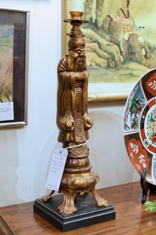 Asian figurine lamp - one of pair