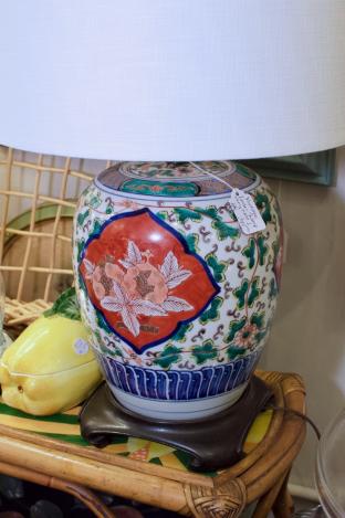 Vintage Imari lamp - very nice!