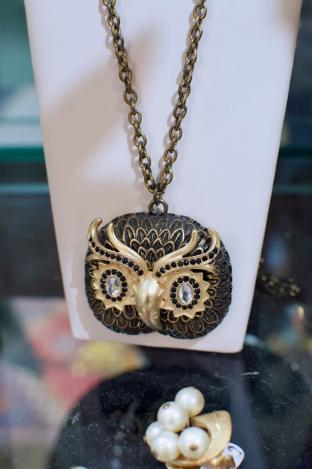 Owl pendant necklace