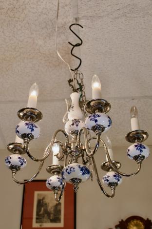 Delft blue chandelier - rewired