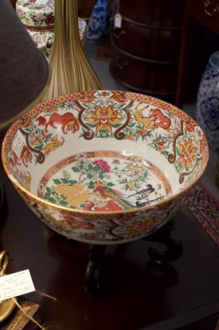Asian fine China bowl w/ stand