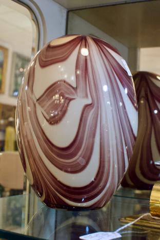 Kamei glass Osaka swirl vase