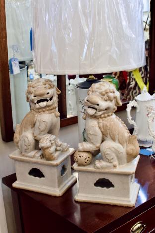 Pair of foo dogs