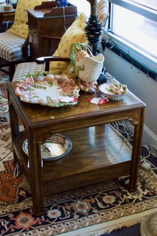 Pair of marquetry end tables w/ drawer