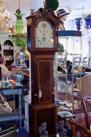 English grandfather clock - Wellington