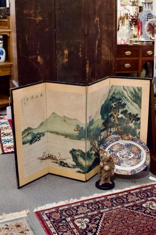 Asian folding screen - lovely landscape