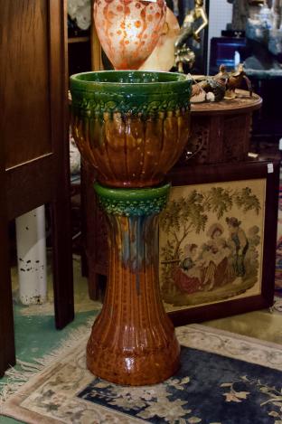 1970-1980 McCoy 2 piece planter