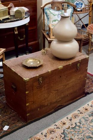 Thai wedding chest