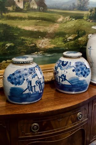 Pair of Chinese jars