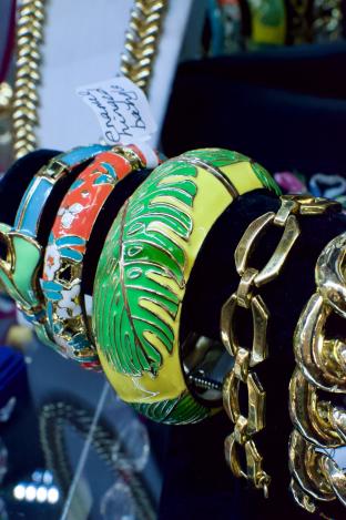 Wide hinged fern bangle